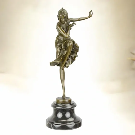 Indická tanečnice – bronzová socha