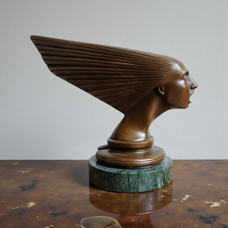 Bronzová soška Victoire Duch větru ve stylu Art Deco – Spirit of the Wind