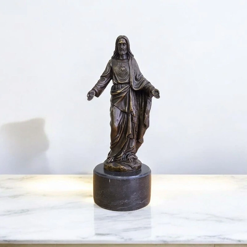 Bronzová soška Ježíše – Nejsvětější srdce Ježíšovo, křesťanská umělecká dekorace