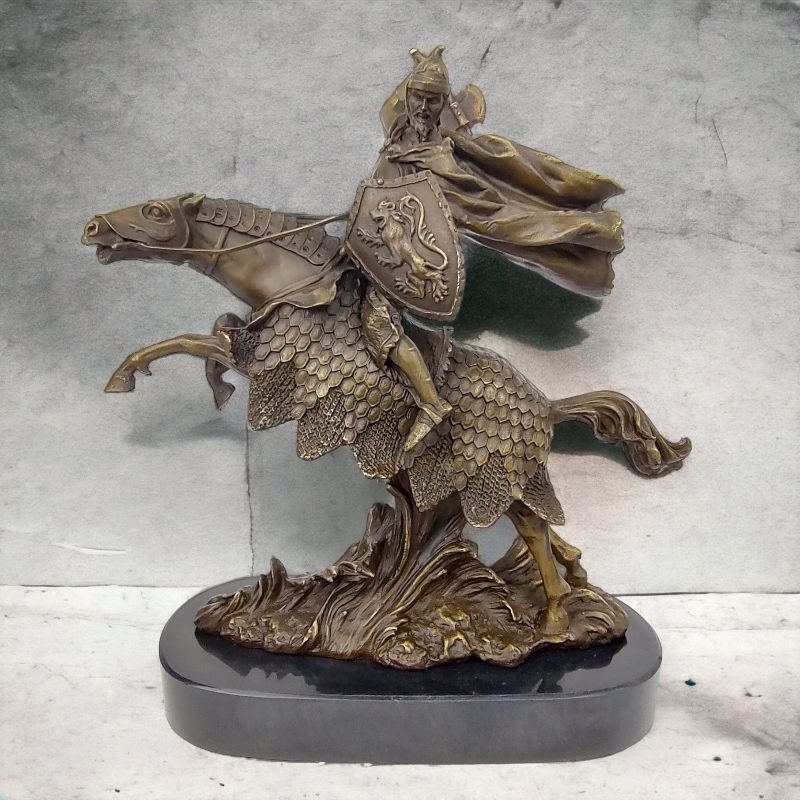 Válečník na koni - bronzová socha