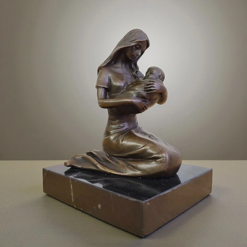 Bronzová soška - Matka s dítětem, Elegantní dárek pro novou maminku, bronz na mramorovém podstavci