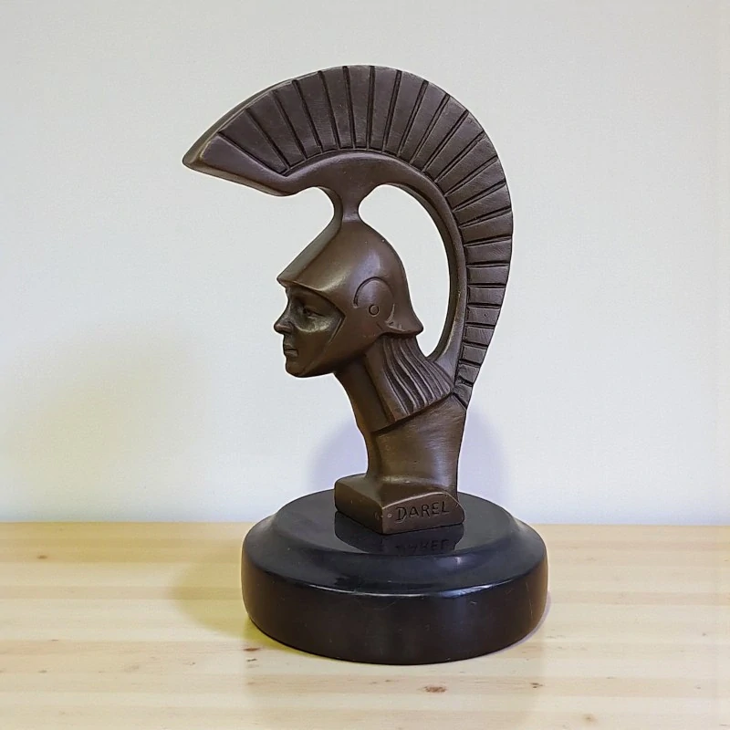 Art Deco bronzová soška – poprsí spartského válečníka (Spartan, Sparta), antická helma, Georges Darel
