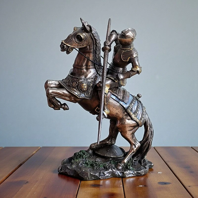 Středověký rytíř na koni s kopím – soška Veronese WU73736A4
