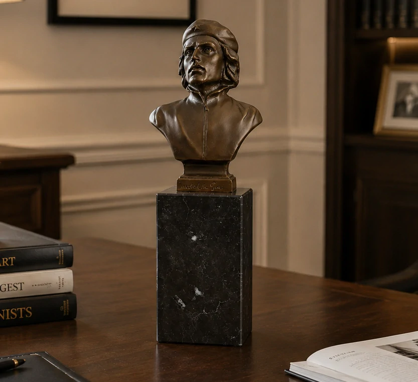 Ernesto Che Guevara - bronzová soška, signováno J. Perez, pravý bronz na mramoru