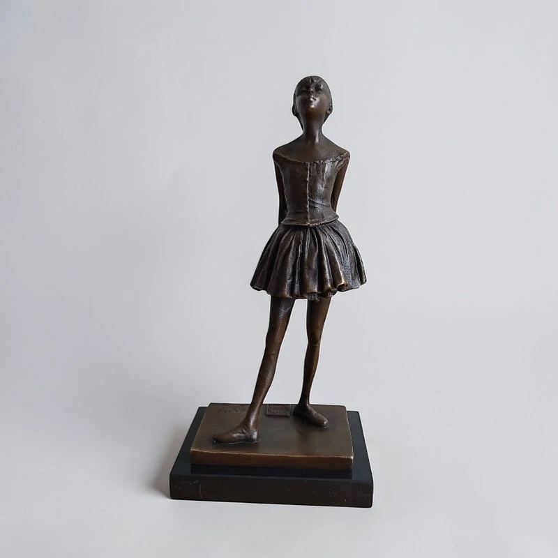 Malá tanečnice Degas – Bronzová soška – Tanečnice na mramorovém podstavci