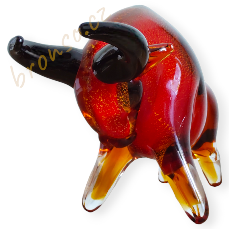 Býk – skleněná soška, elegantní ručně vyrobená dekorace pro interiér