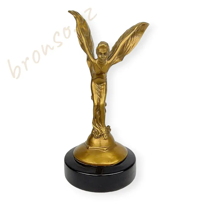 Soška Rolls-Royce Spirit of Ecstasy – Flying Lady, ikonická bronzová umělecká dekorace