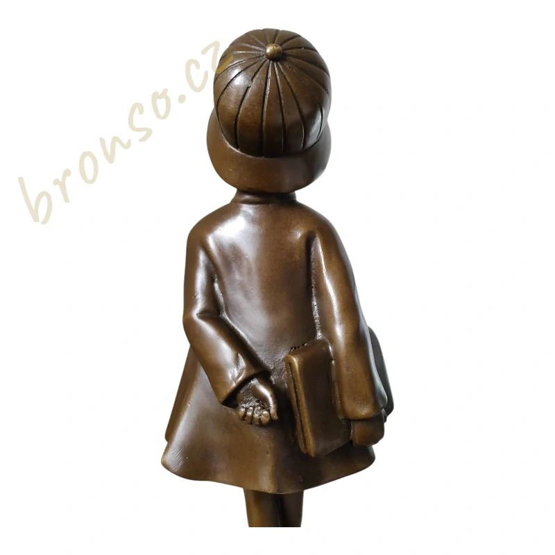 Socha studentky s aktovkou – bronz na mramorovém podstavci – Art Deco figurka – elegantní dekorace