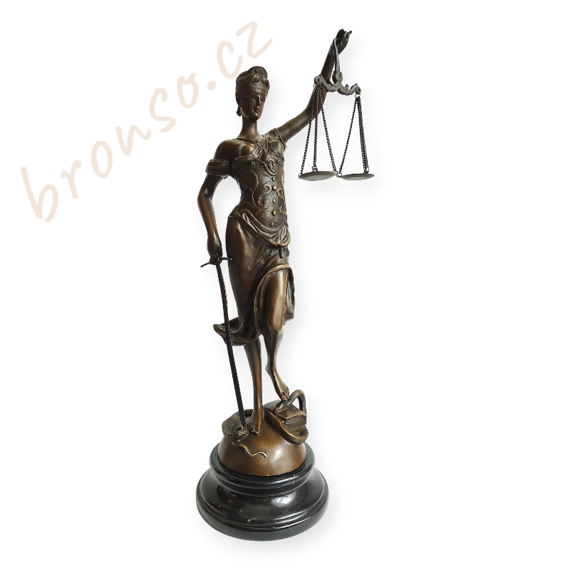 Bronzová figurální socha Spravedlnost – bohyně Themis, Justice 39 cm – symbol práva a rovnováhy