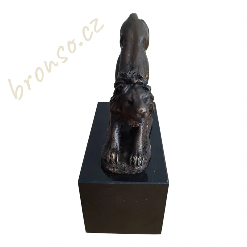Bronzová soška skákajícího lva – Barye – signováno – bronz na mramoru