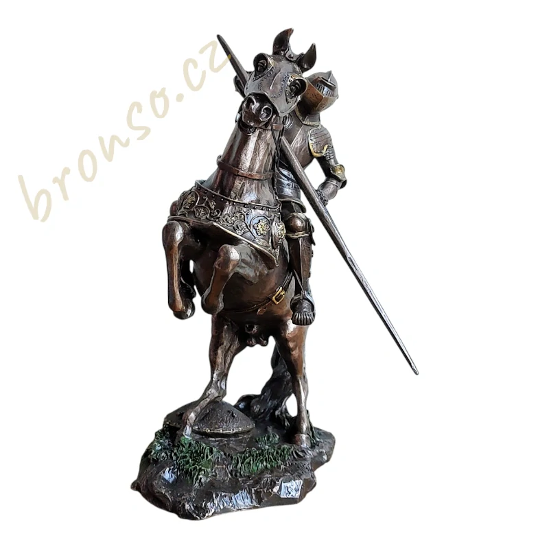 Středověký rytíř na koni s kopím – soška Veronese WU73736A4