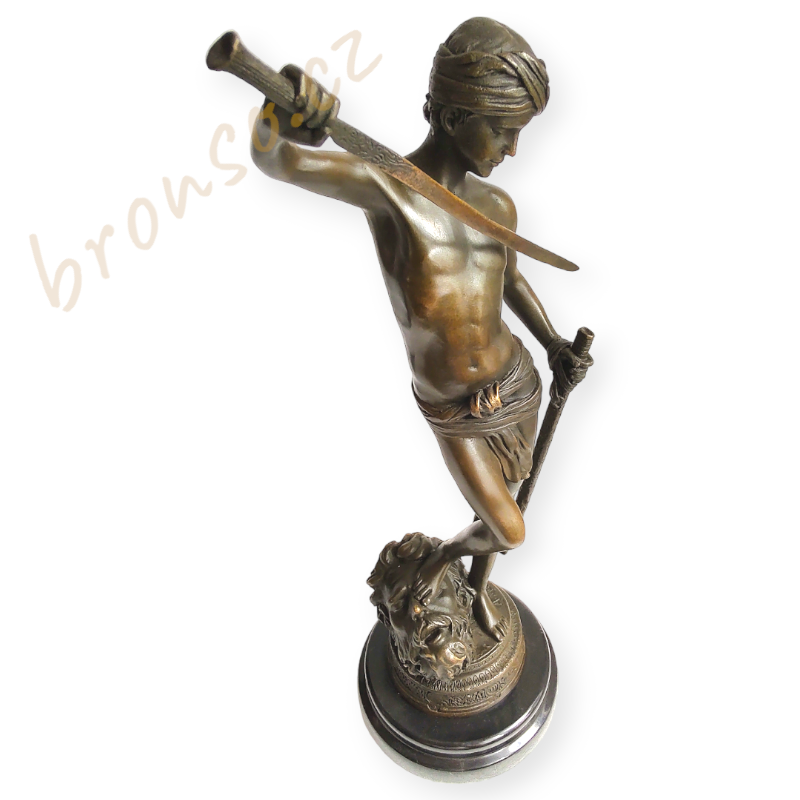 David a Goliáš – bronzová socha, biblické umělecké dílo symbol odvahy a víry