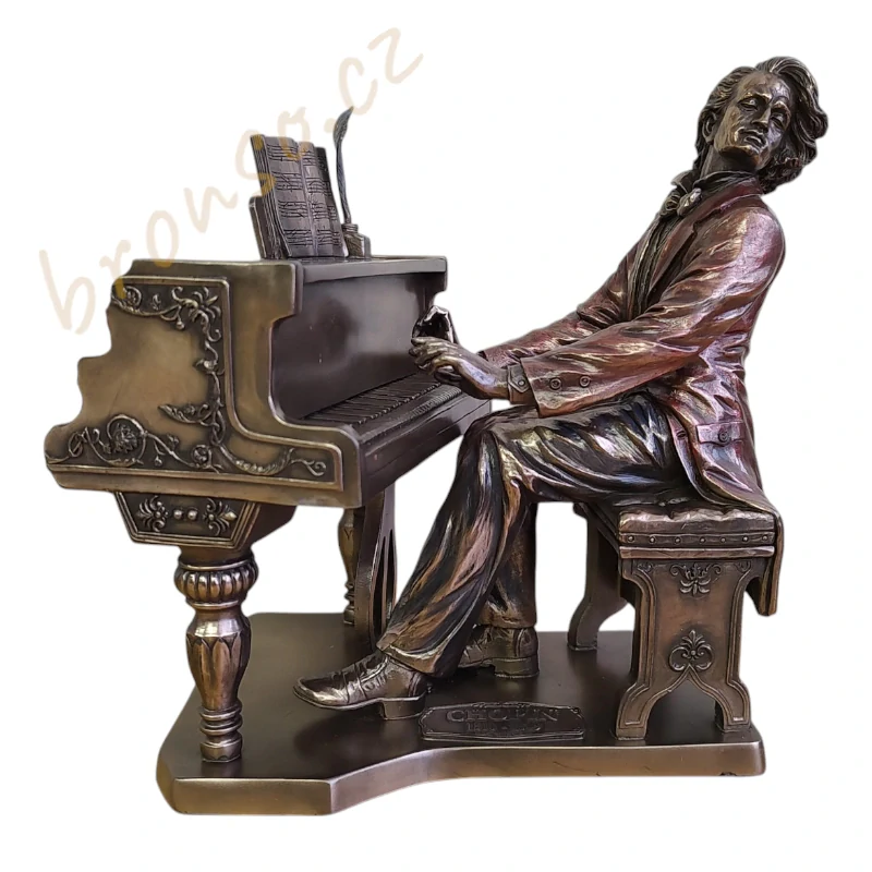 Chopin hrající na klavír – soška Veronese, umělecká dekorace pro milovníky hudby WU75452A4