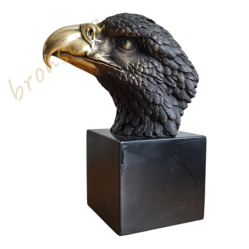 Hlava orla – bronzová socha, realistická dekorace, luxusní doplněk interiéru
