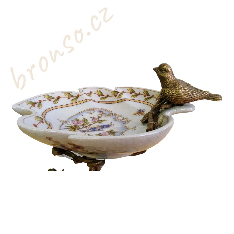 Porcelánový nástolec – mísa v secesním stylu