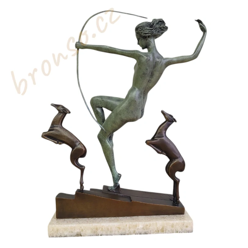 Art Deco bronzová socha Diany: soška bohyně s kolouchy – Diana se 2 psy