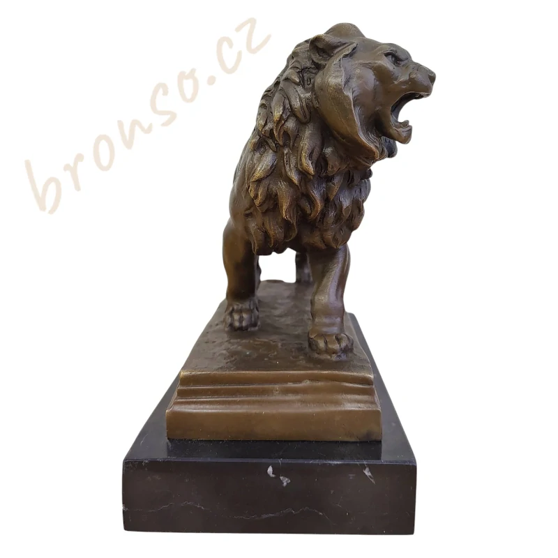 Lev Art Deco – bronzová socha řvoucího lva, Charles Valton, Francie, umělecká dekorace