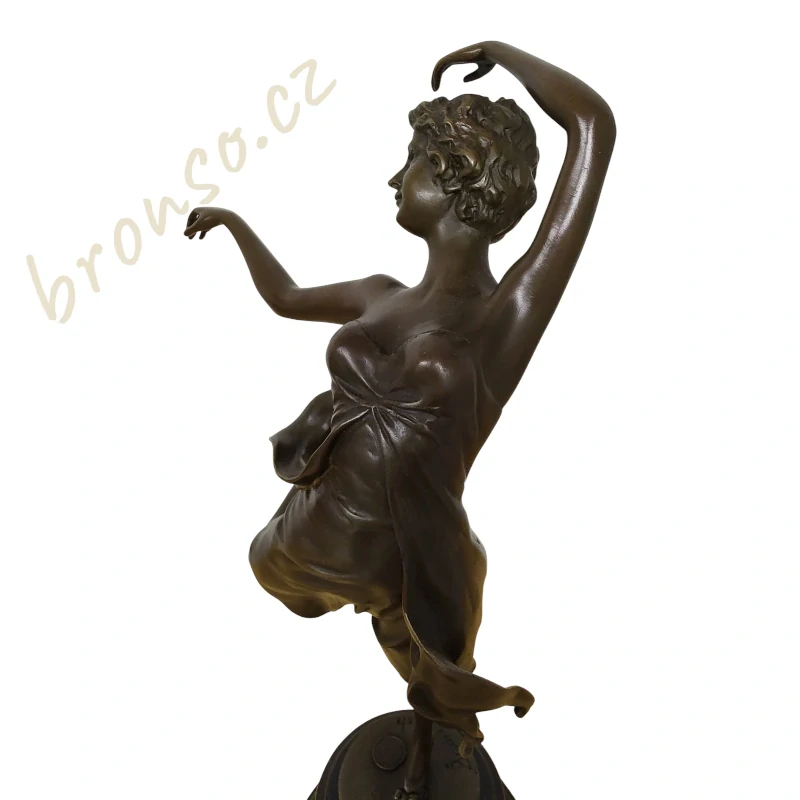 Art Deco bronzová tanečnice – Bruno Zach, signováno, číslováno, slévárenská pečeť