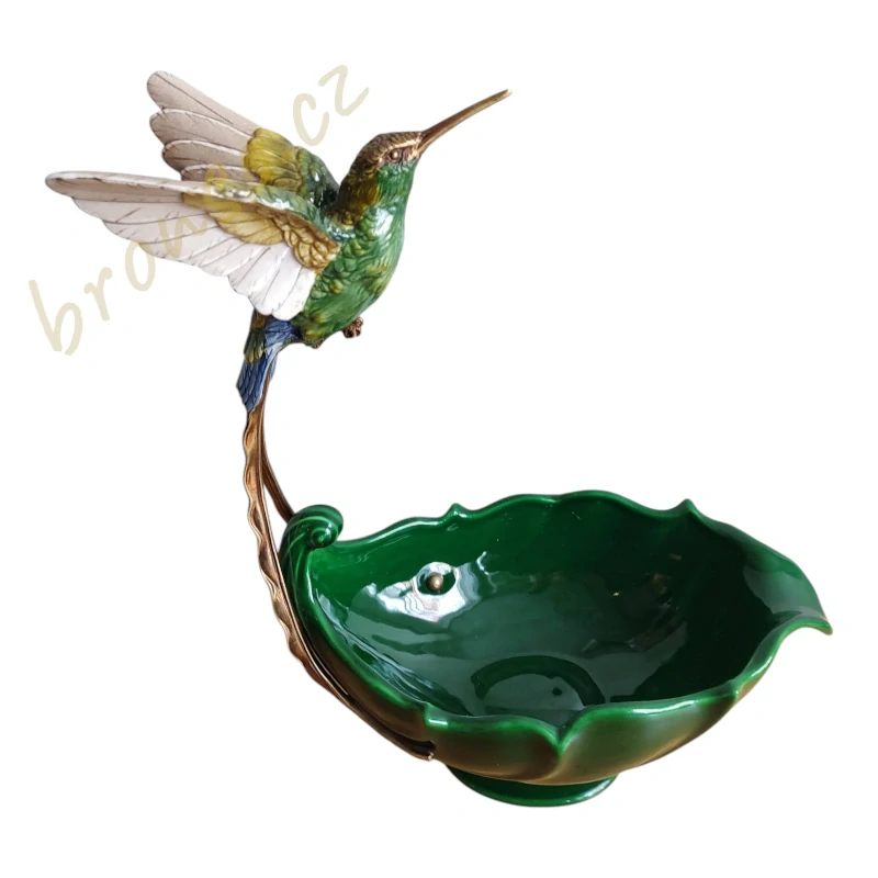 Dekorativní porcelánová mísa s kolibříkem – zelená luxusní mísa s bronzovým detailem