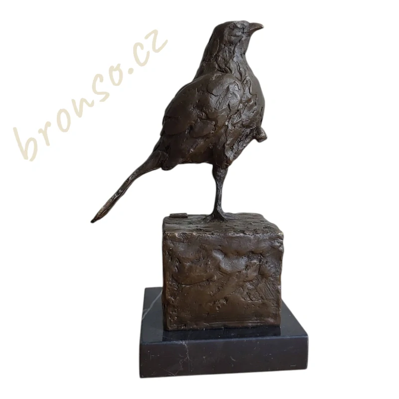Ptáček – vrabec, bronzová soška