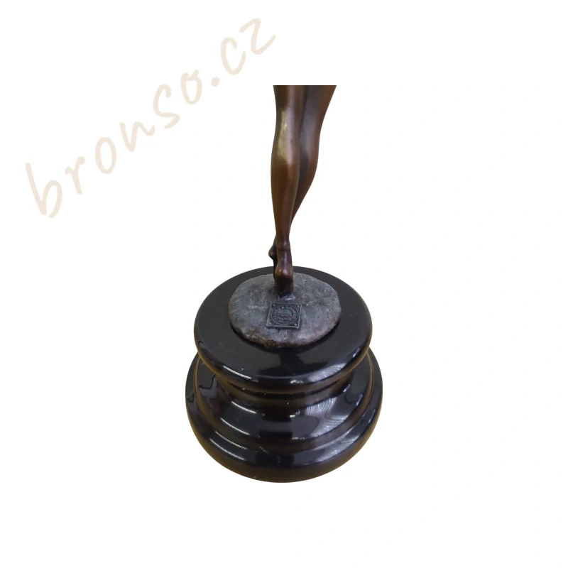 Baletní tanečnice – bronzová socha primabaleríny, elegantní umělecká dekorace