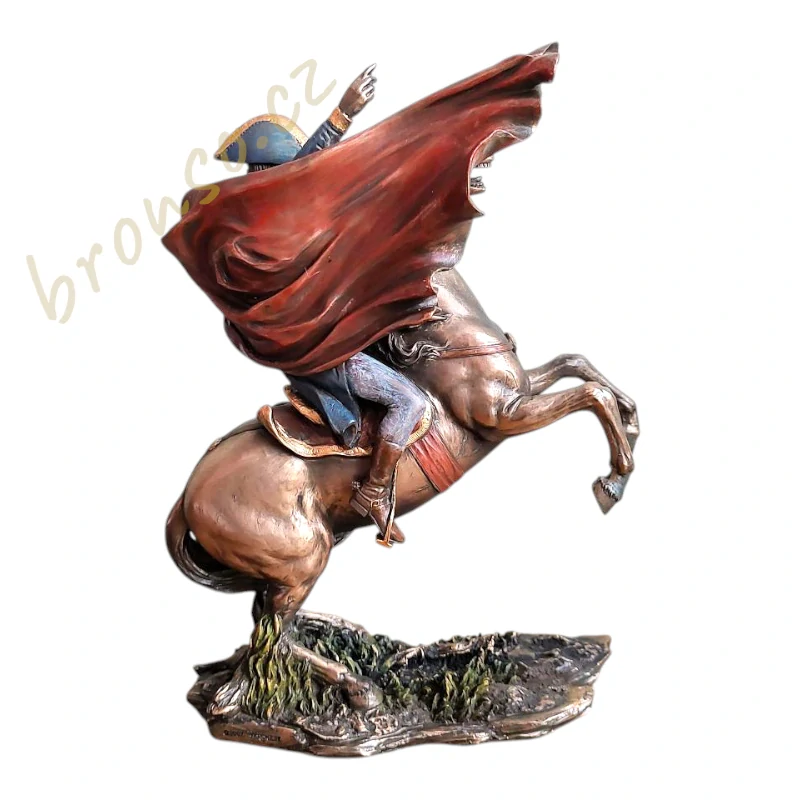Soška Napoleon na Koni - Napoleon Bonaparte na koni přecházející Alpy Veronese WU73444A4