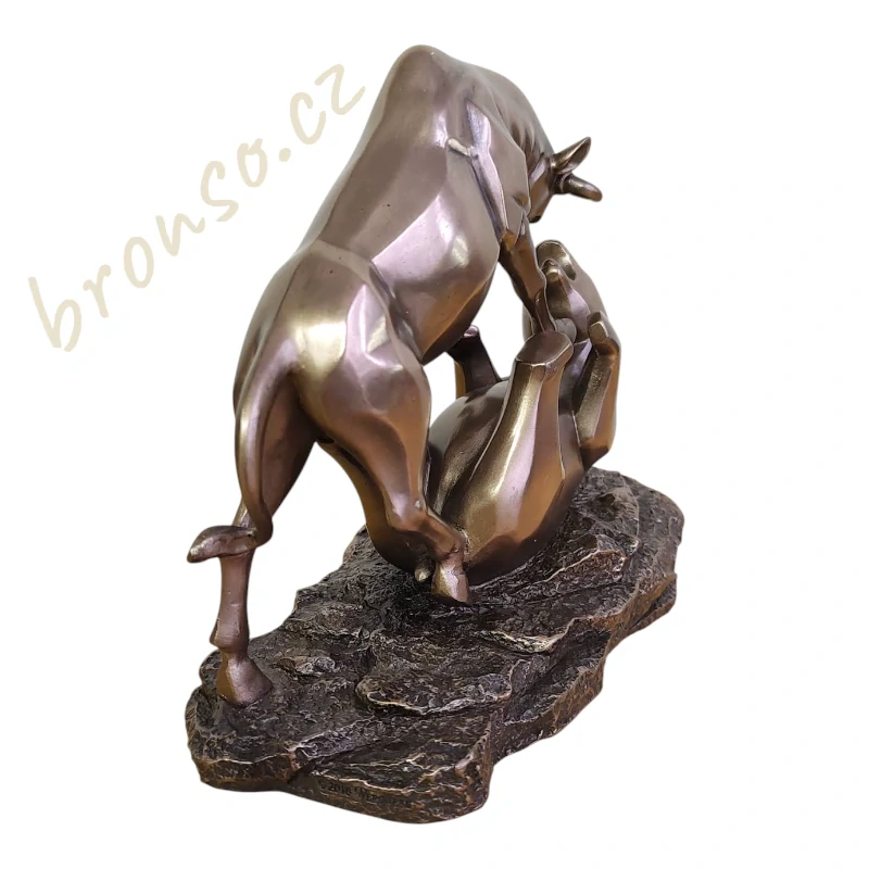 Býk a Medvěd - soška Veronese, dekorace pro investory a tradery WU77493A1