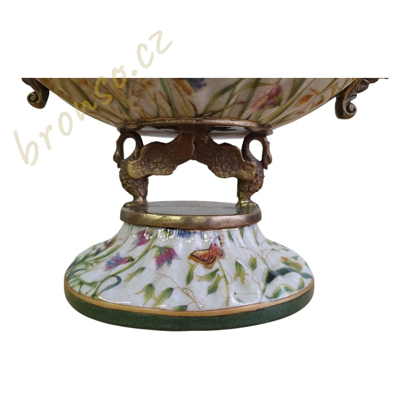 Porcelánová mísa s bronzovým podstavcem – elegantní dekorativní mísa s květinovým a ptačím motivem, luxusní středový prvek
