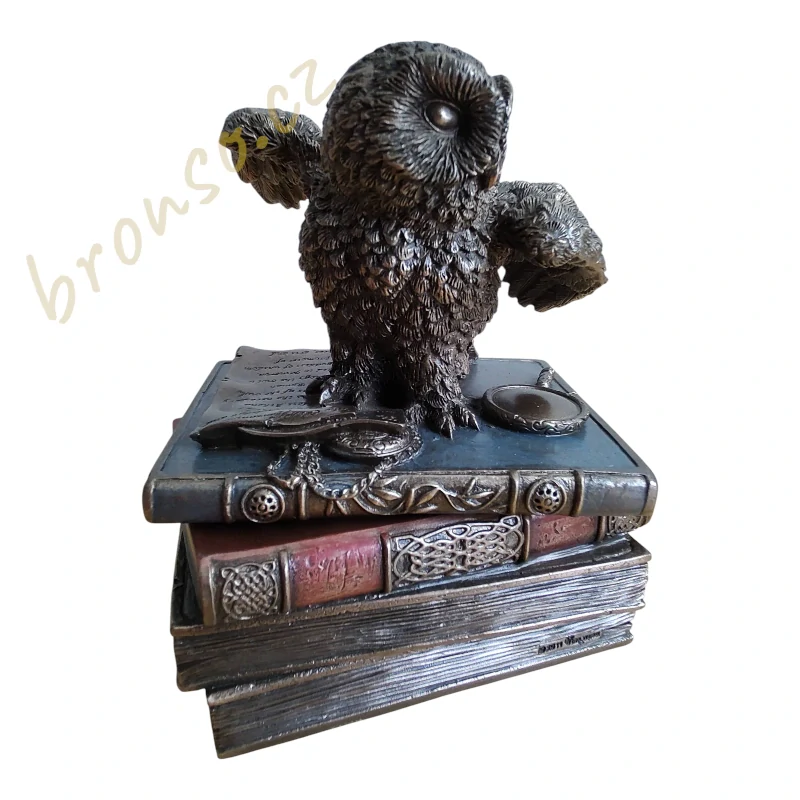Sova na knihách – dekorativní šperkovnice, tajná schránka, bronzovaná figurka Veronese WU75509A4