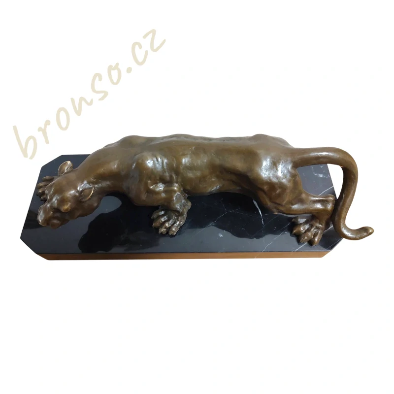 Bronzová socha pantera na mramorovém podstavci – elegantní Art Deco dekorace