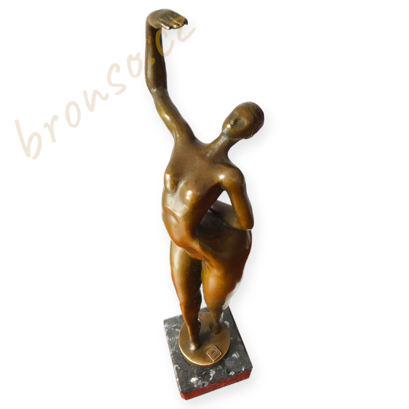 Tanečnice  – bronzová socha, současnéhé umění