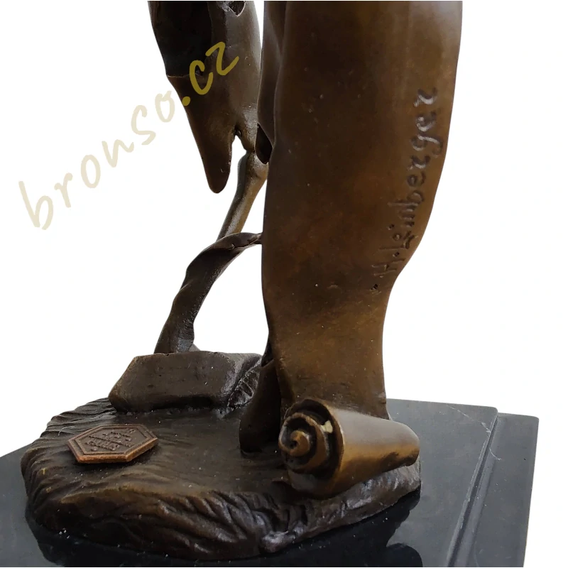 Smrt – Memento Mori  bronzová socha, historická umělecká dekorace se symbolickým významem