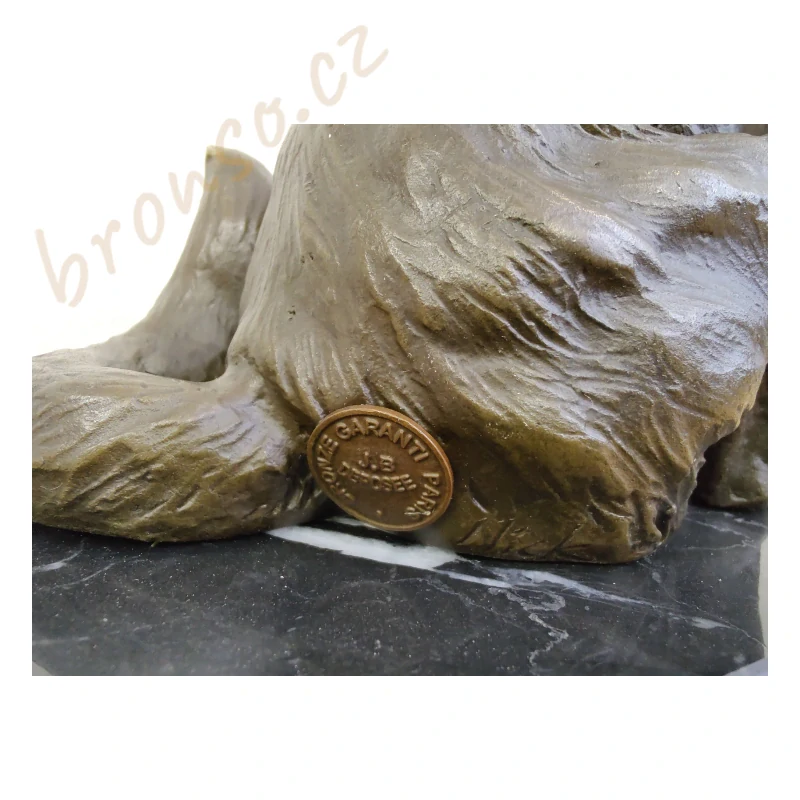 Liška – bronzová socha, ručně vyrobená umělecká dekorace s motivem lišky