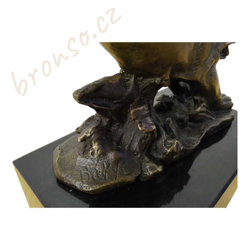 Lev – bronzová figurka