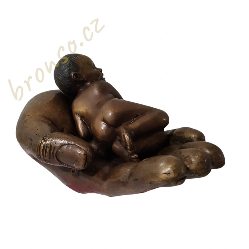 Bronzová socha „Dítě v dlani“ – symbol lásky a ochrany | Elegantní dárek pro nové rodiče