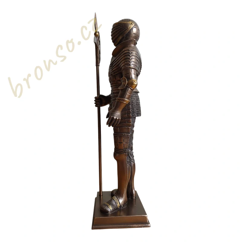 Soška rytíře s halapartnou – dekorativní figurka válečníka Veronese WU74095A4
