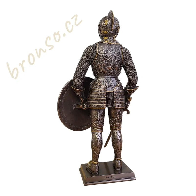 Středověký rytíř se štítem a mečem – dekorativní sběratelská soška Veronese WU72053A4