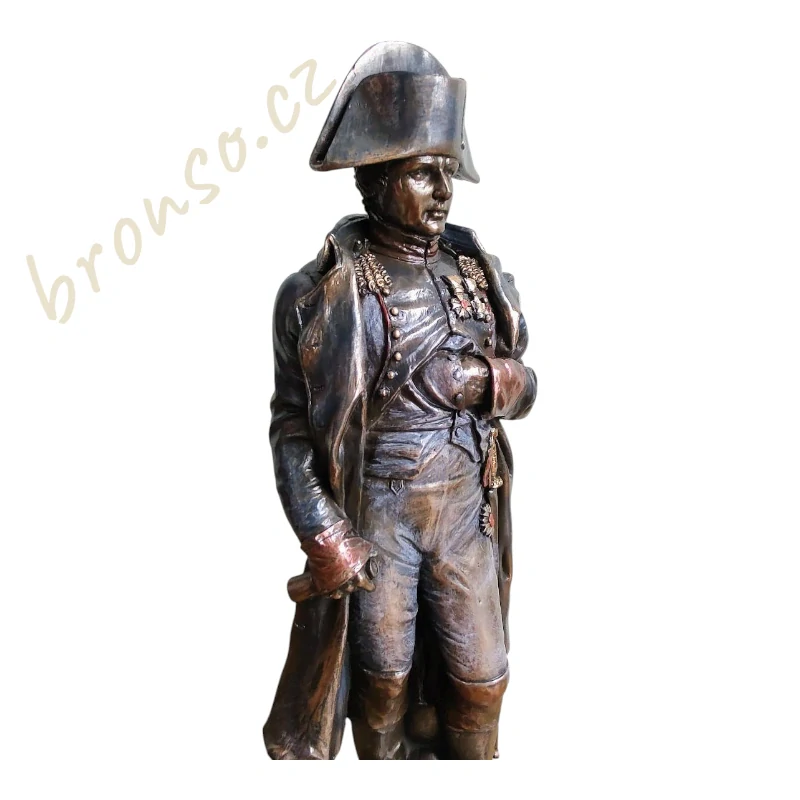 Napoleon Bonaparte v typickém postoji – soška Veronese WU73446A4 WU73446A4
