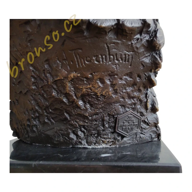 Hlava orla – bronzová socha, realistická dekorace, luxusní doplněk interiéru