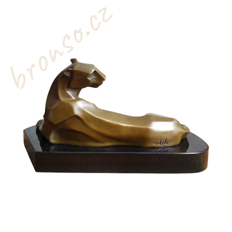 Bronzová socha pantera – elegantní kubistická ležící šelma, umělecká dekorace