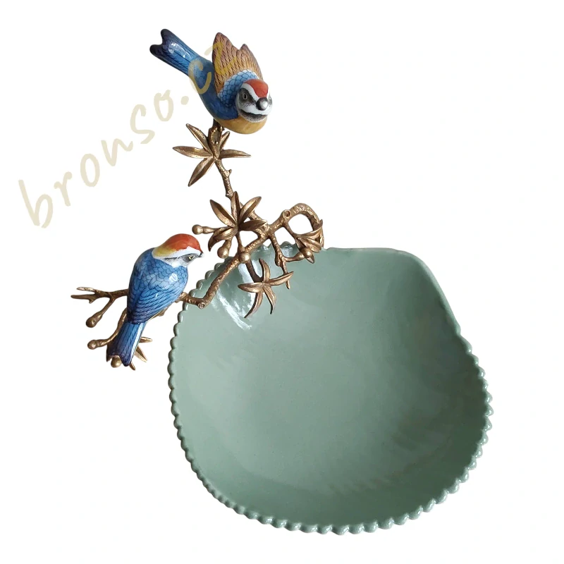 Dekorativní keramická mísa s ptáky – luxusní dekorace na stůl a do interiéru