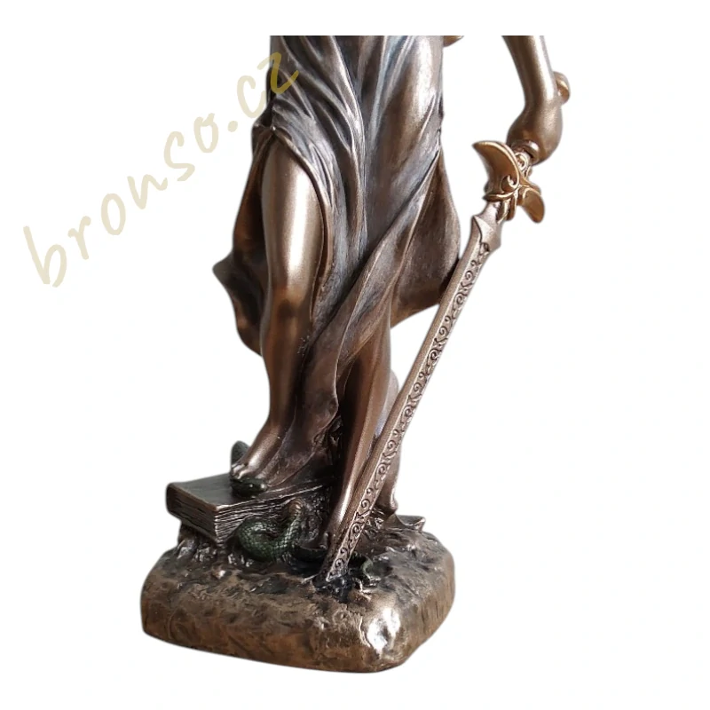 Bohyně spravedlnosti Justitia se váhami a mečem Veronese WU78136A4