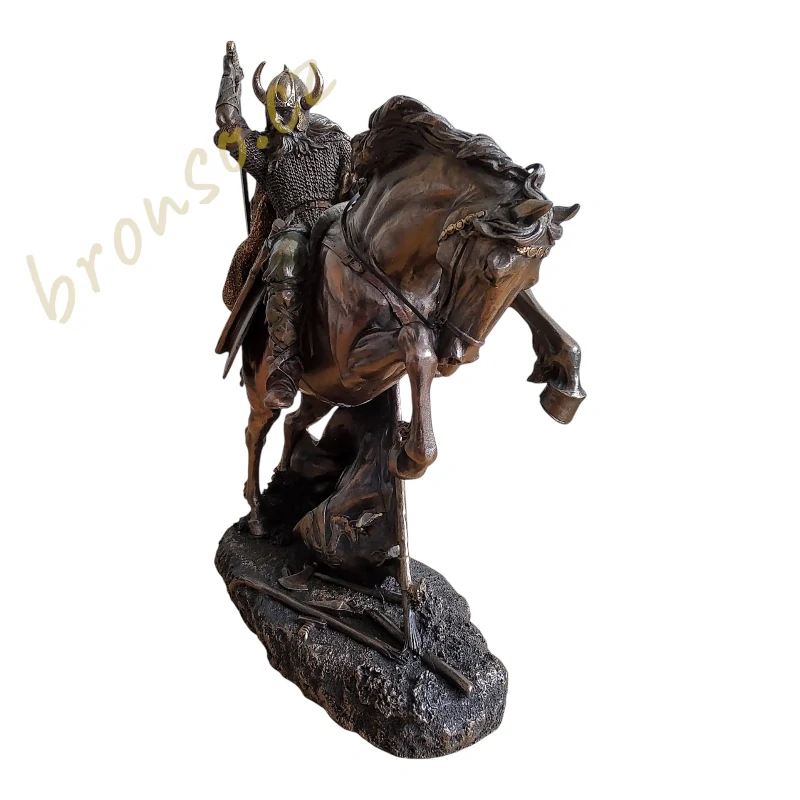 Socha vikingského válečníka na koni – dekorativní figurka, severská mytologie, historická dekorace Veronese WU71104A4