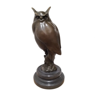 Bronzová socha sovy – Kalous ušatý, 30 cm – signovaná, číslovaná, sběratelský kus