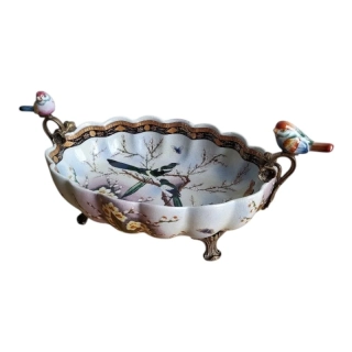 Porcelánová mísa s bronzovými ptáčky – dekorativní květinový středový prvek