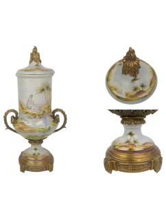 Porcelánová váza s víkem – elegantní dekorativní dóza v klasickém stylu